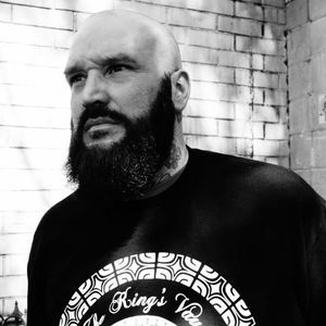 Meet your Posher, Adrian